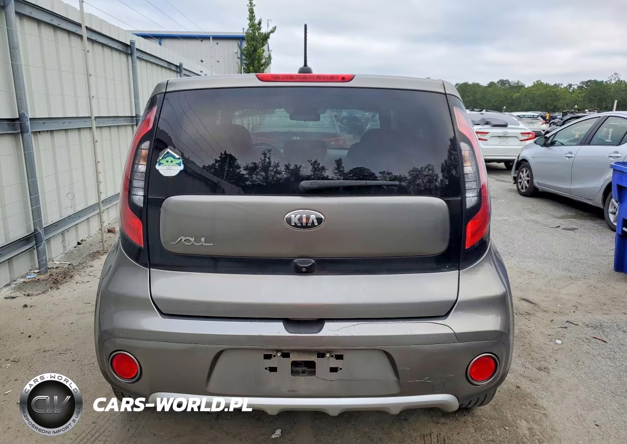 2018 Kia Soul + VIN:KNDJP3A50J7514287 - 6