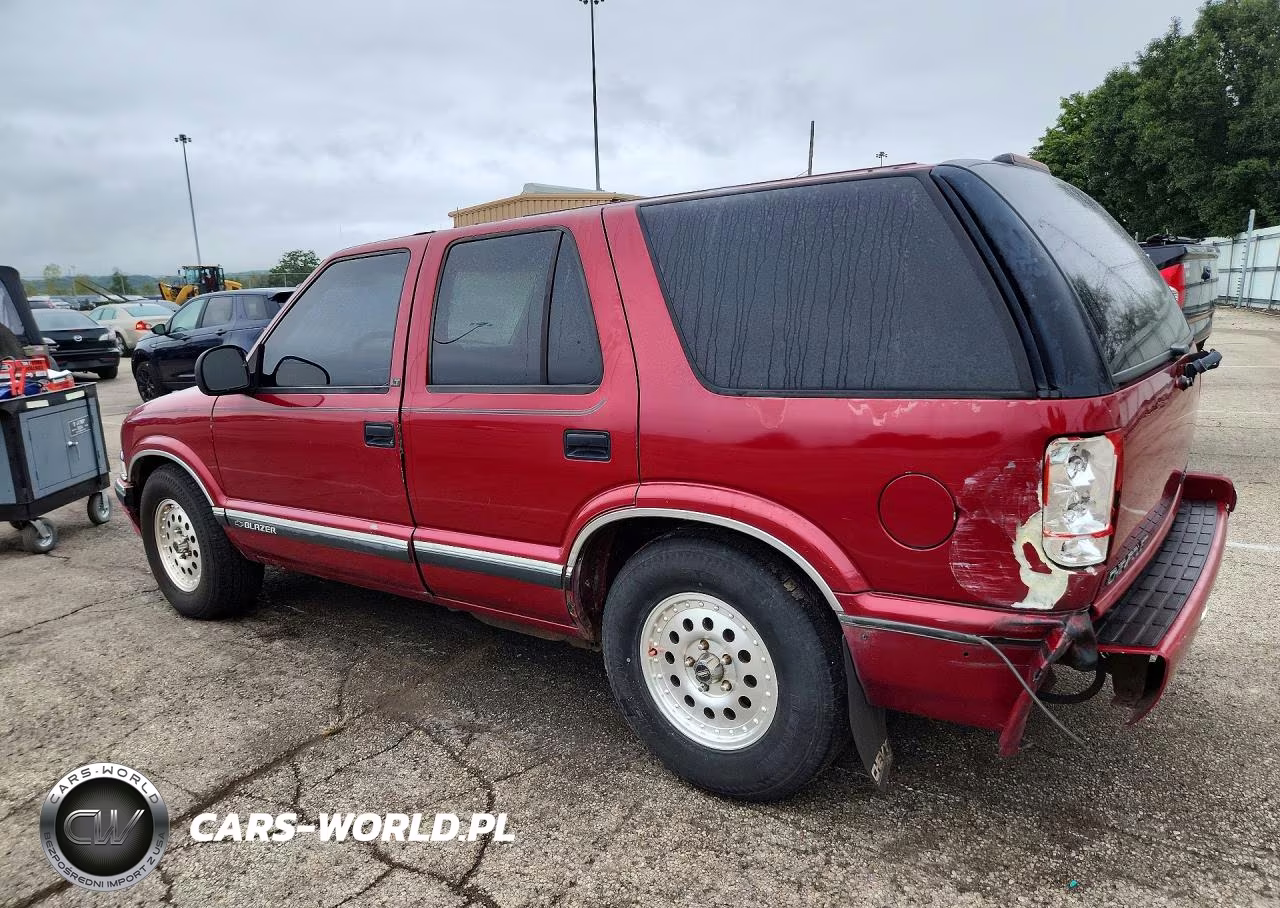 1996 Chevrolet Blazer VIN:1GNDT13W2T2276839 - 2