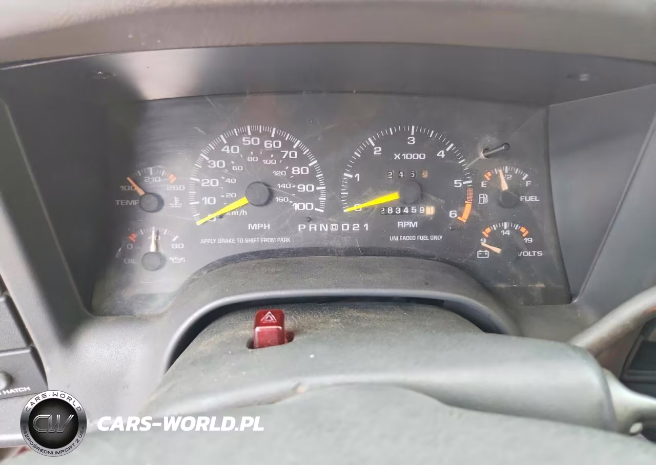 1996 Chevrolet Blazer VIN:1GNDT13W2T2276839 - 9