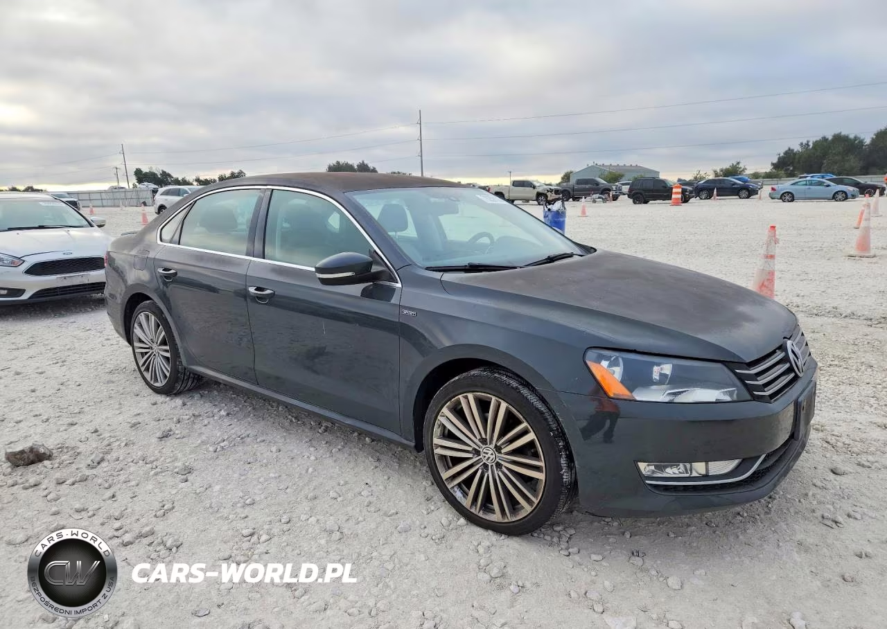 2014 Volkswagen Passat Se VIN:1VWBS7A32EC077590 - 4