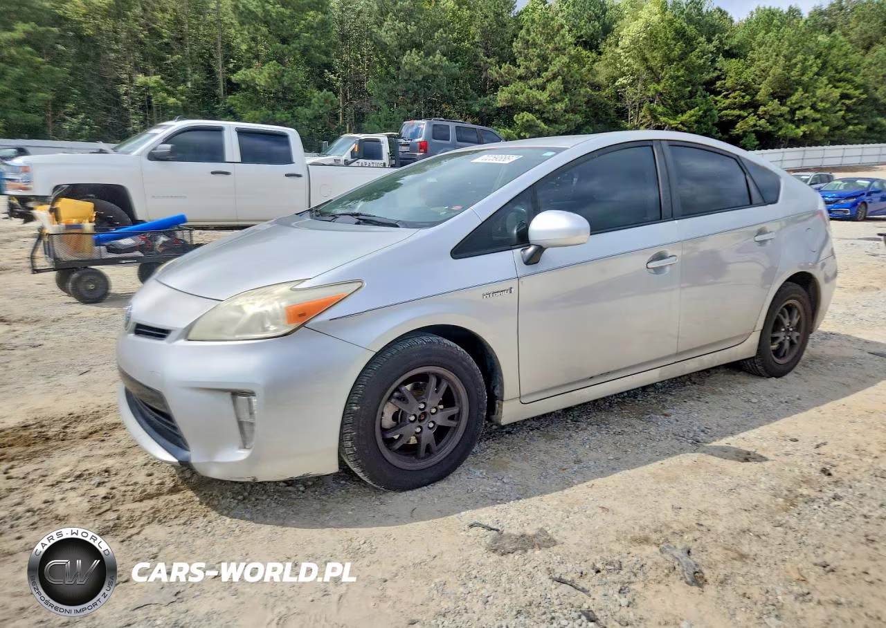 2013 Toyota Prius Two – zdjęcie 1 z 12