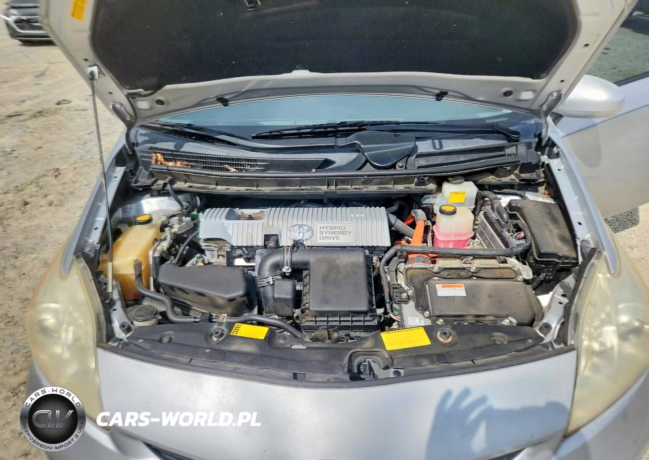 2013 Toyota Prius Two VIN:JTDKN3DU7D5640806 - 11
