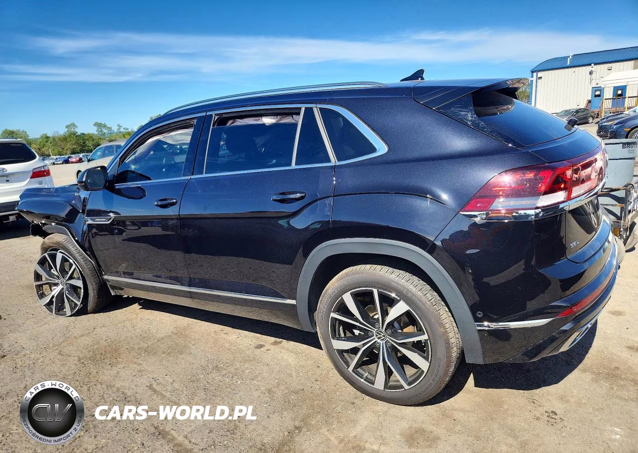 2025 Volkswagen Atlas Cross Sport 4D Sel Premium R-Line VIN:1V2FE2CA2SC226844 - 2