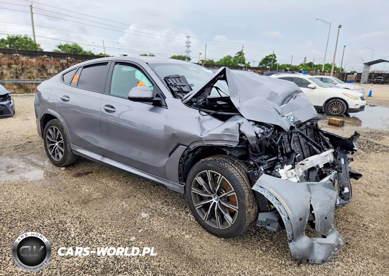 2027 BMW X6 xDrive40I VIN:5UX33EX01V9523553 - 4