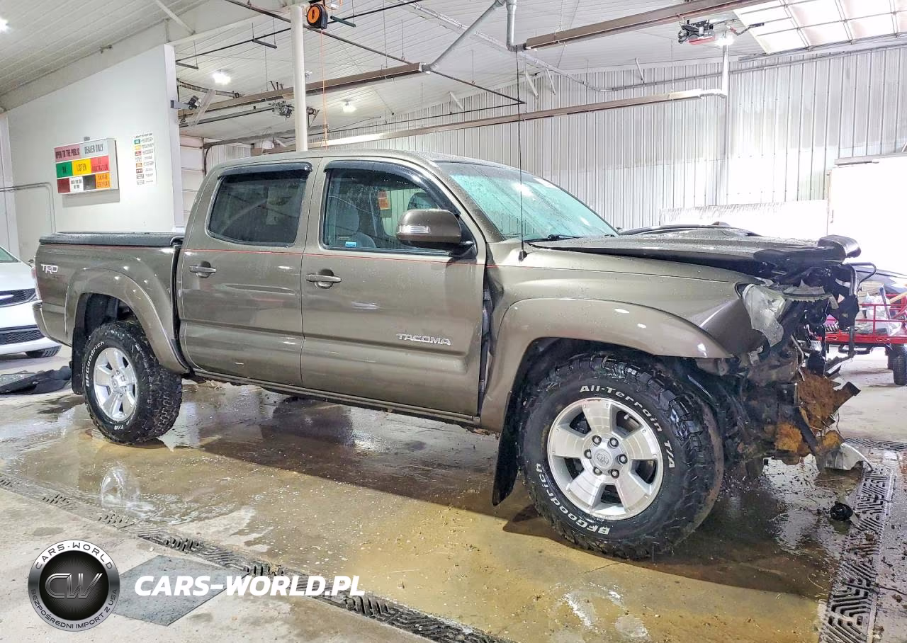 2013 Toyota Tacoma V6 VIN:3TMLU4EN4DM109268 - 4