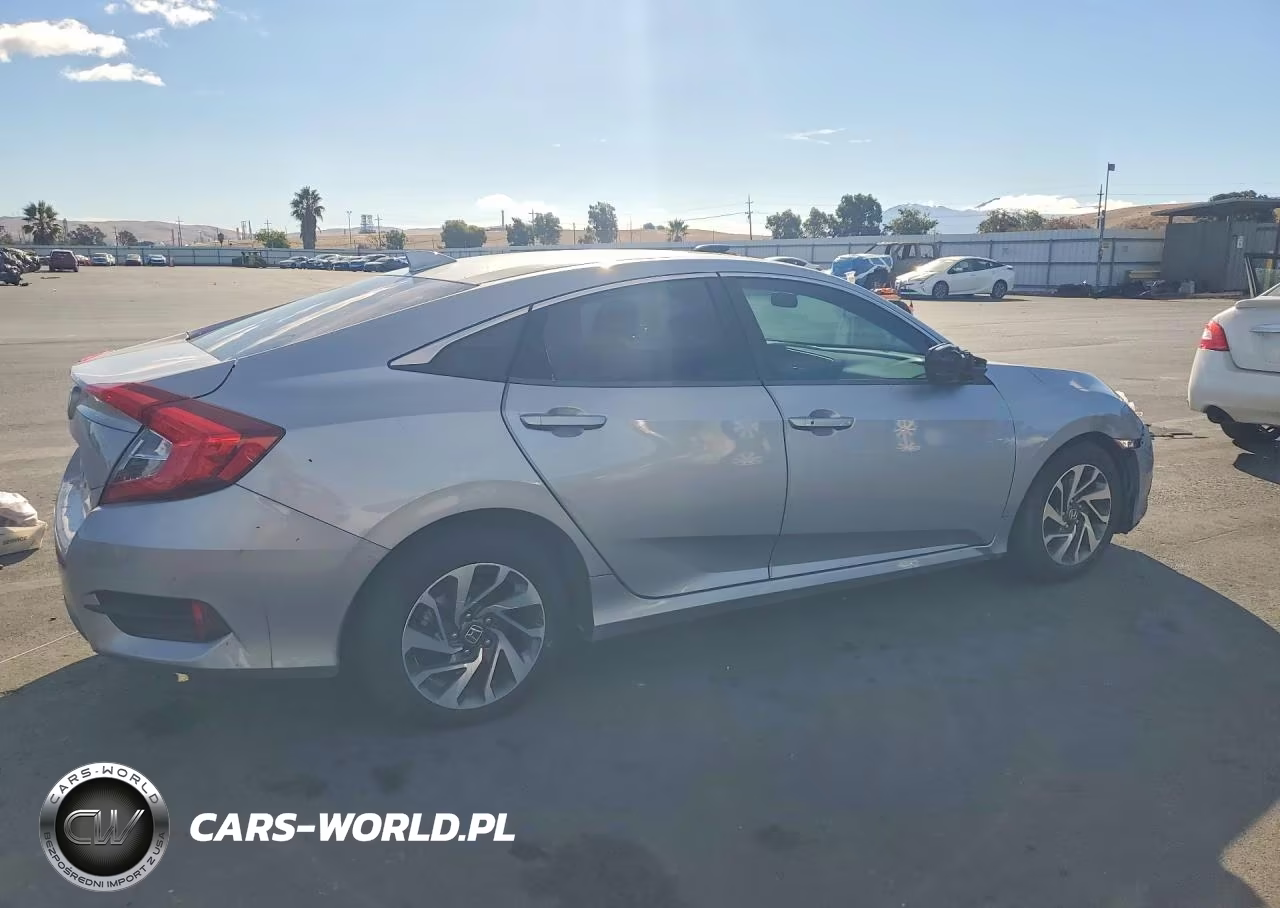 2017 Honda Civic Ex VIN:2HGFC2F72HH570673 - 3
