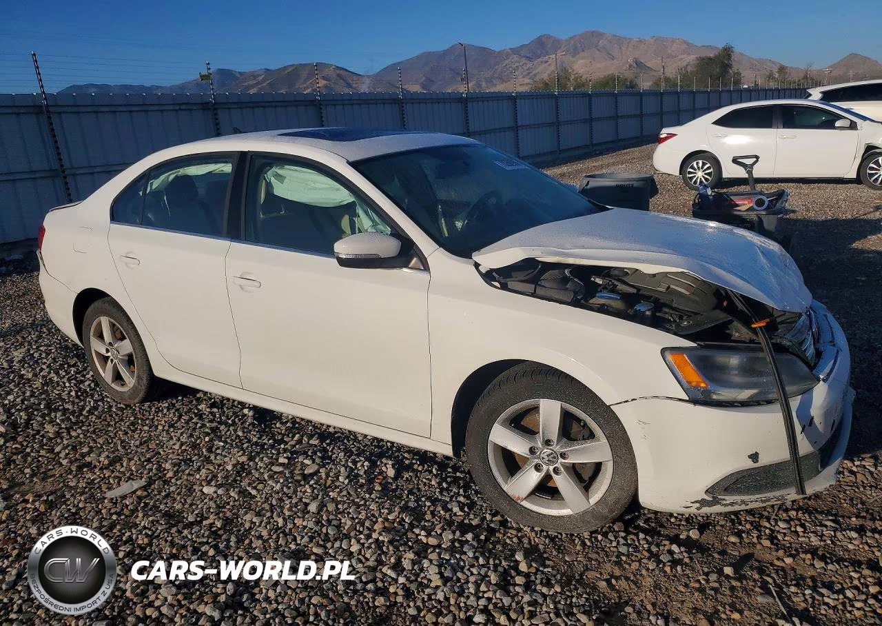 2014 Volkswagen Jetta Tdi VIN:3VWLL7AJ0EM386778 - 4