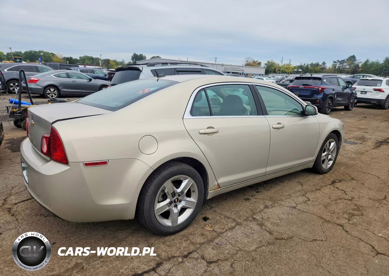 2010 Chevrolet Malibu 1Lt VIN:1G1ZC5EB5AF323456 - 3