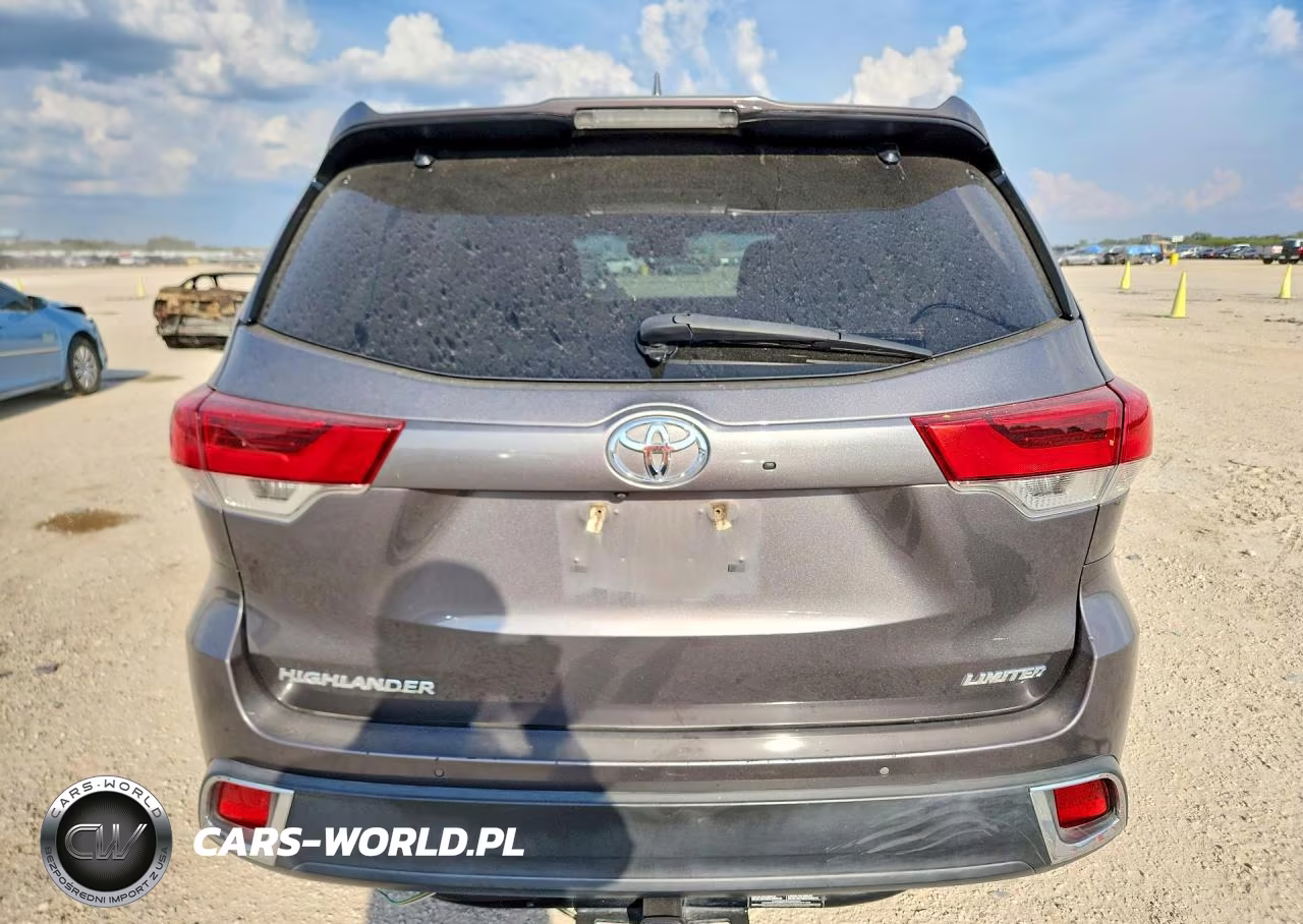 2017 Toyota Highlander Limited VIN:5TDYZRFH1HS228110 - 6