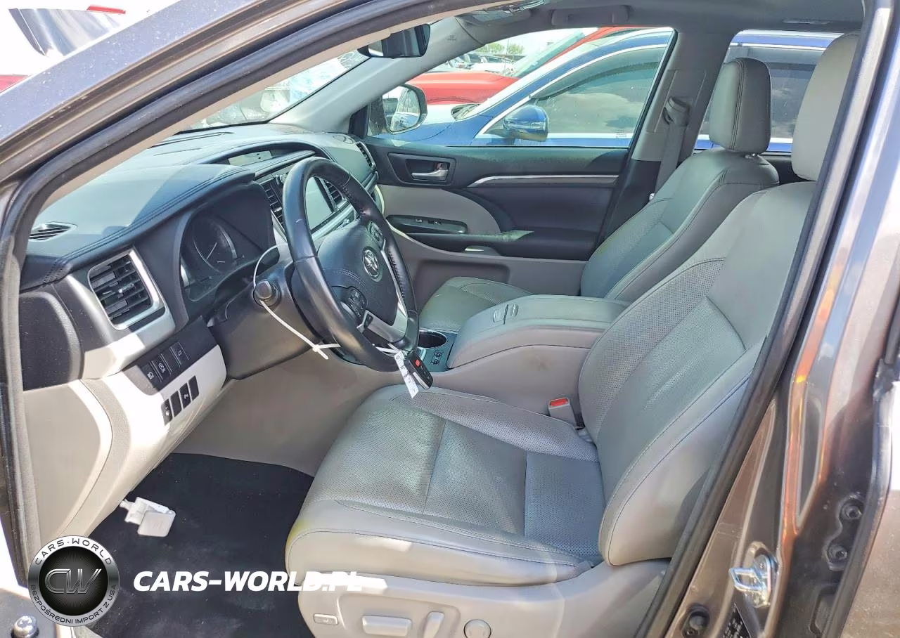 2017 Toyota Highlander Limited VIN:5TDYZRFH1HS228110 - 7