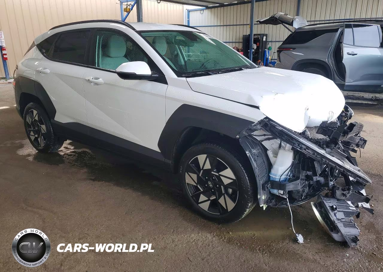 2025 Hyundai Kona Sel VIN:KM8HBCABXSU332694 - 4