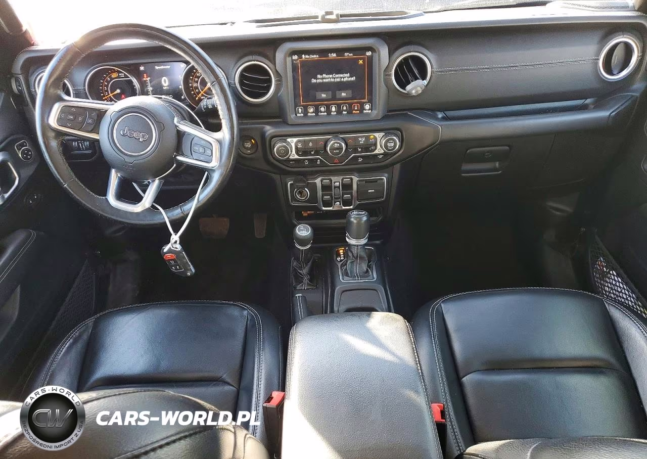 2020 Jeep Wrangler Unlimited Sahara VIN:1C4HJXEN9LW120345 - 8