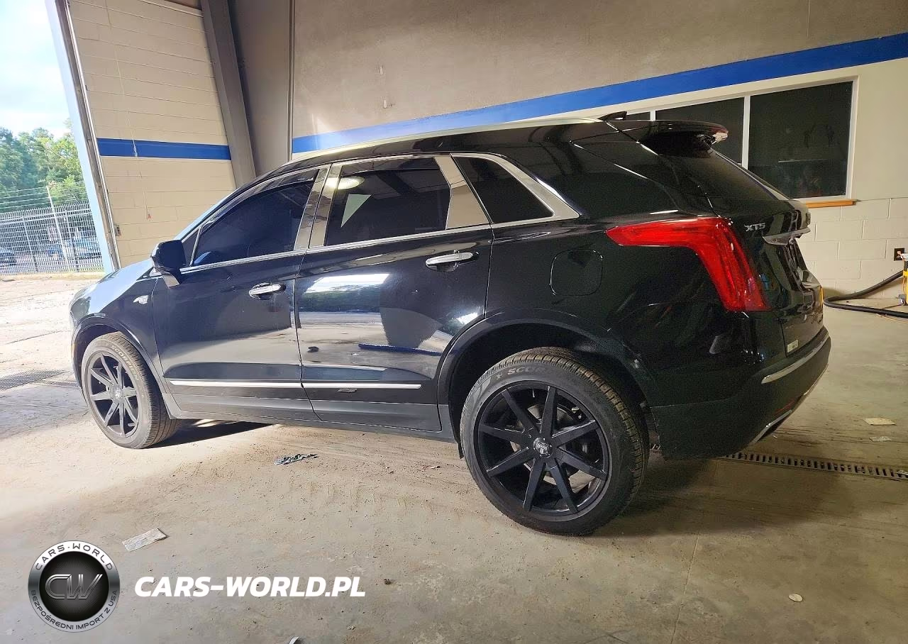 2017 Cadillac Xt5 Platinum VIN:1GYKNFRS7HZ113818 - 2