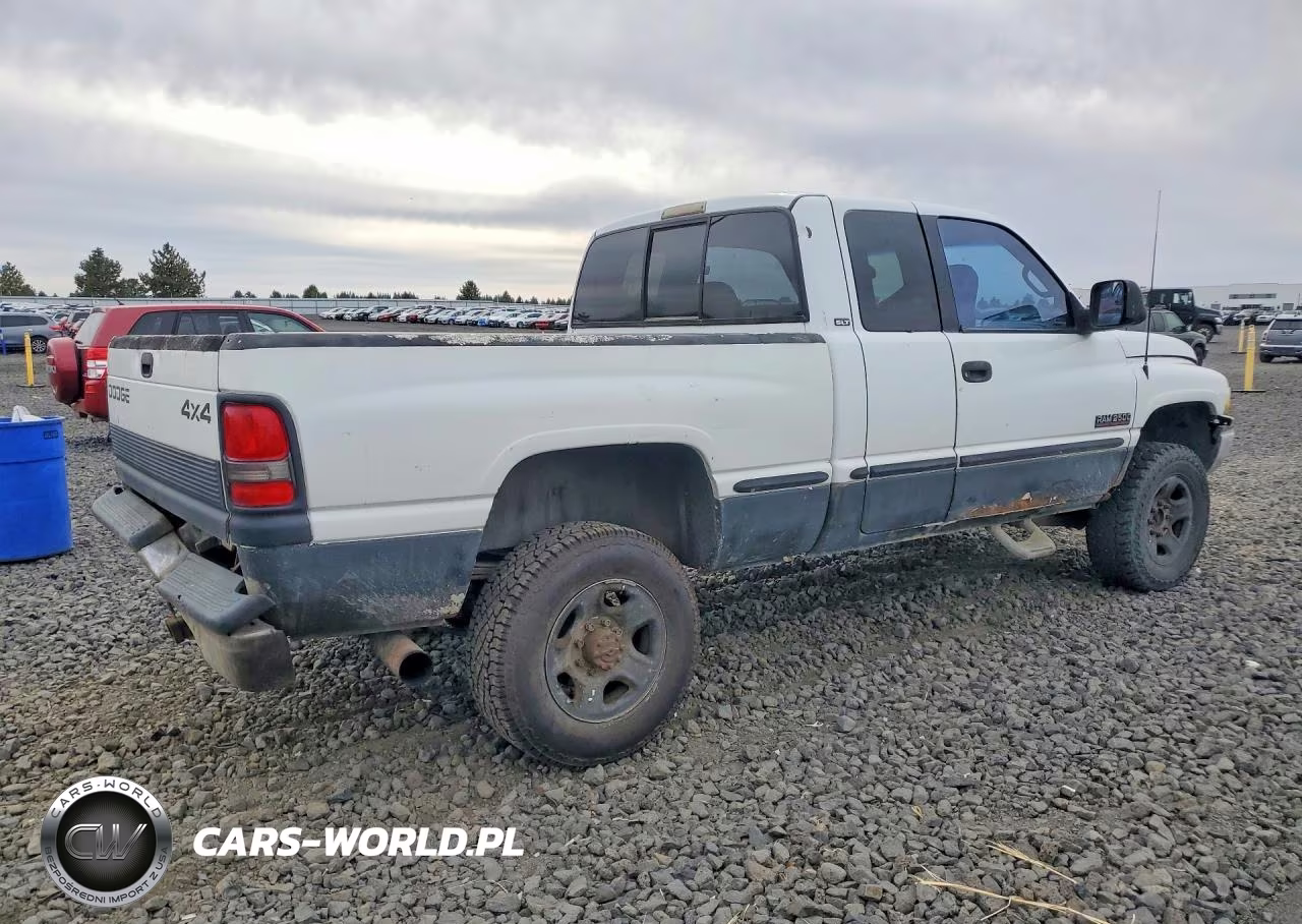 1998 Dodge Ram 2500 VIN:1B7KF23D6WJ142308 - 3