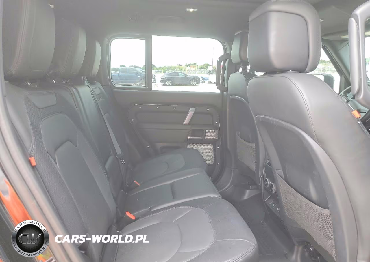 2024 Land Rover Defender 130 Outbound VIN:SALEWFEU4R2299084 - 11