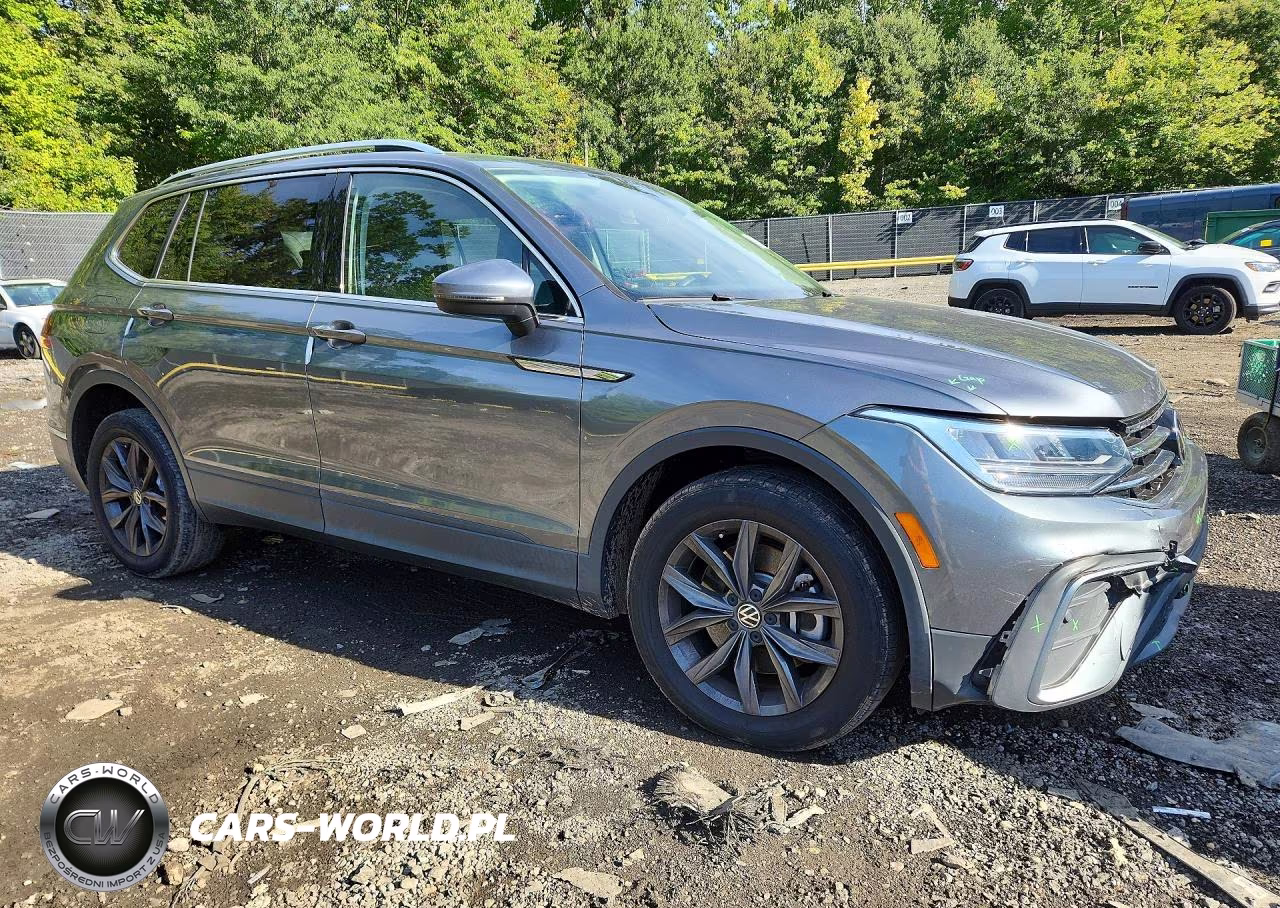 2023 Volkswagen Tiguan Se VIN:3VVNB7AX4PM067665 - 4