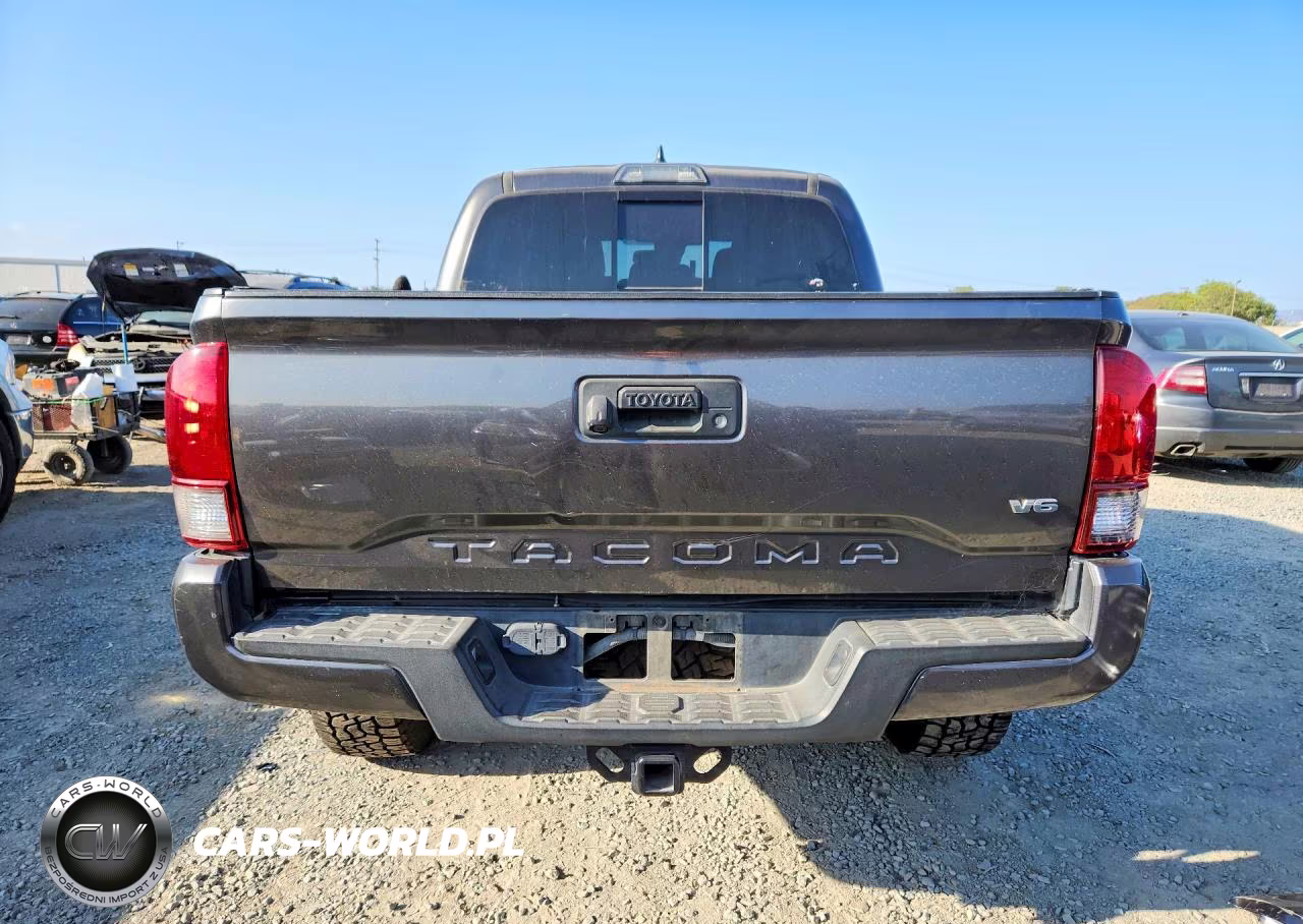 2018 Toyota Tacoma Trd Sport VIN:3TMAZ5CNXJM056069 - 6