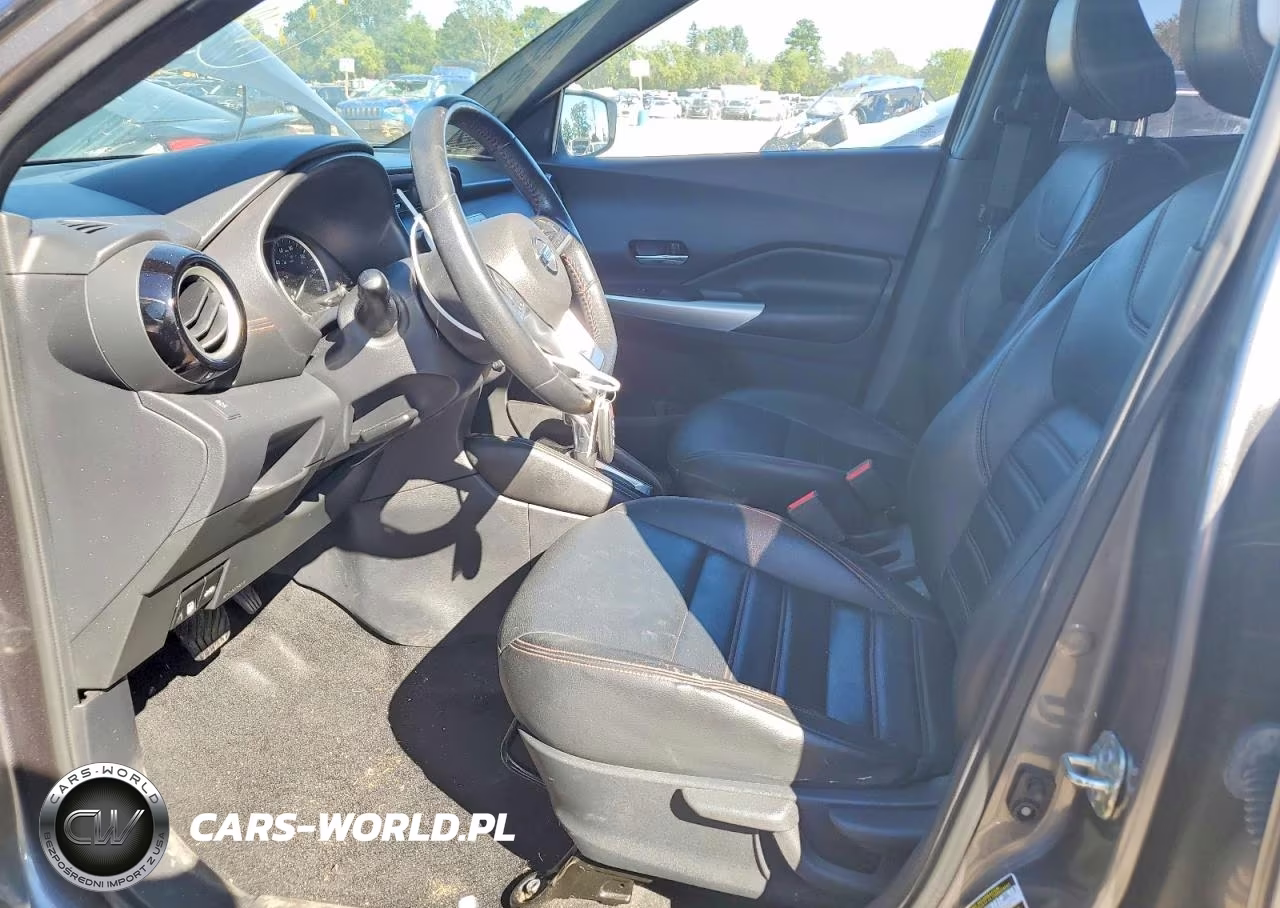 2019 Nissan Kicks Sr VIN:3N1CP5CU5KL545317 - 7