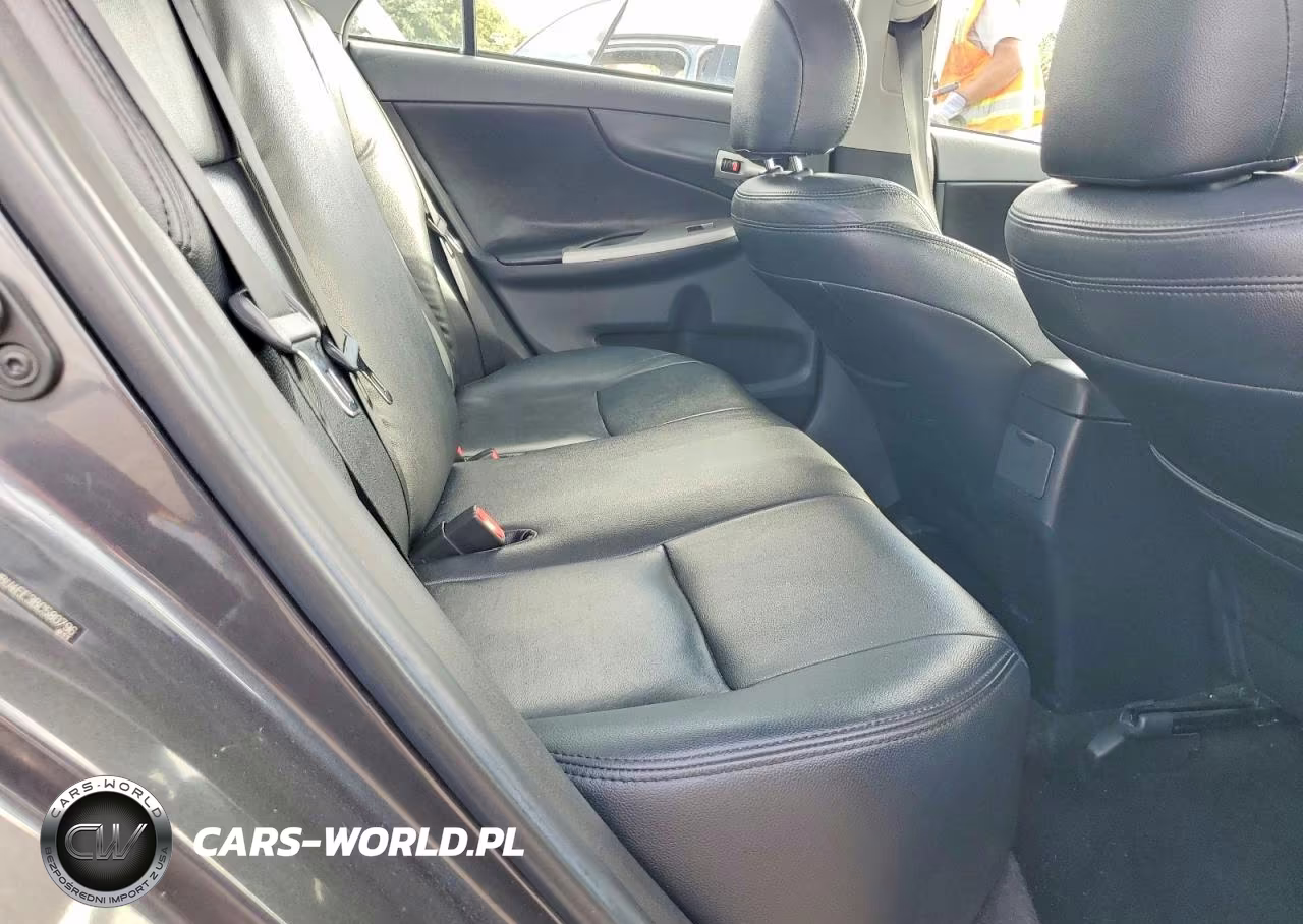 2011 Toyota Corolla S VIN:2T1BU4EE3BC580796 - 10