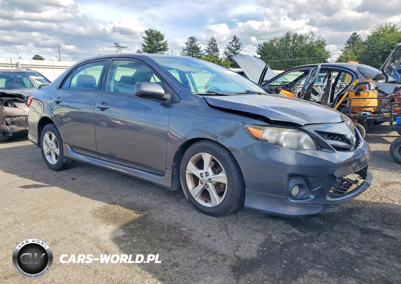 2011 Toyota Corolla S VIN:2T1BU4EE3BC580796 - 4