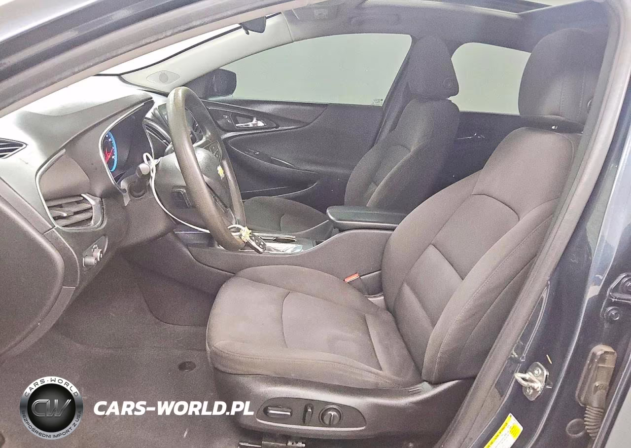 2019 Chevrolet Malibu Lt VIN:1G1ZD5ST3KF137376 - 7