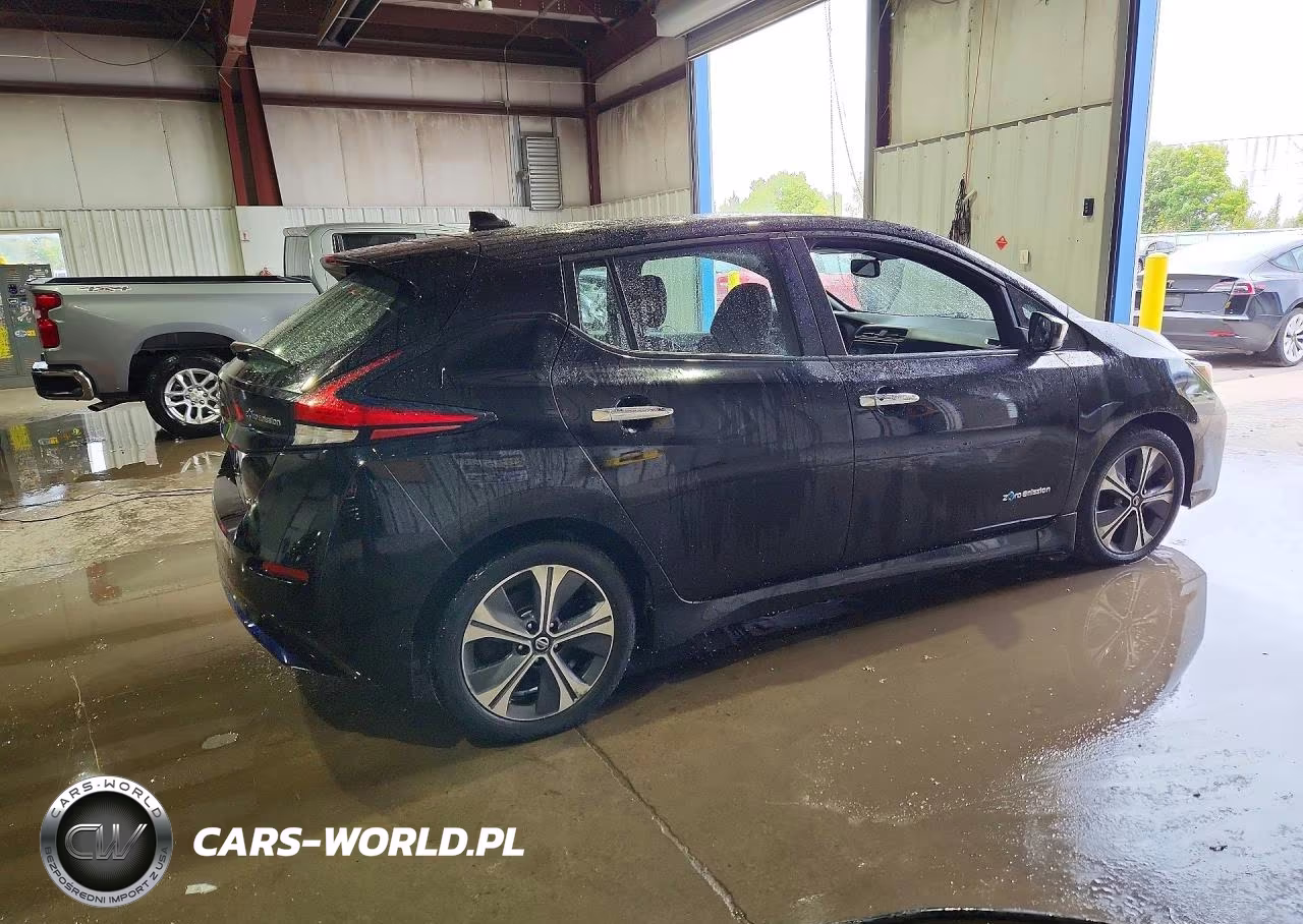 2018 Nissan Leaf Sv VIN:1N4AZ1CP7JC308751 - 3