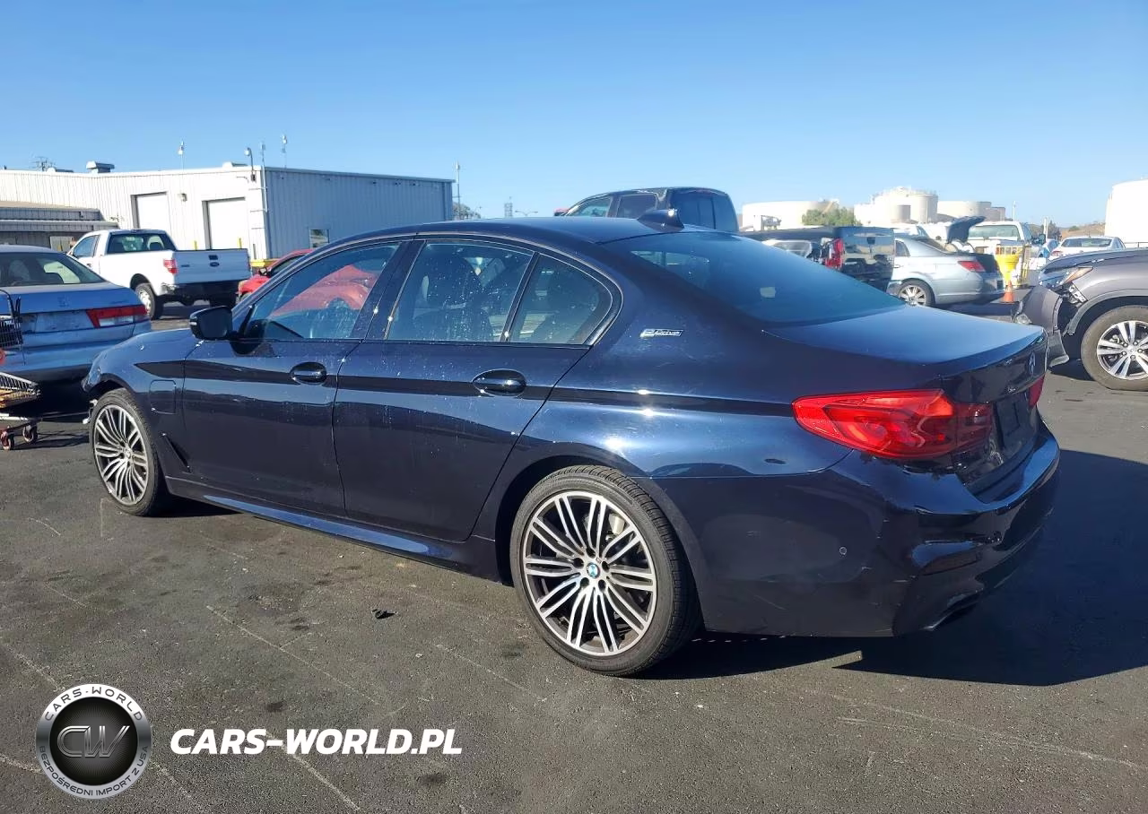 2019 BMW 530E VIN:WBAJA9C51KB393427 - 2