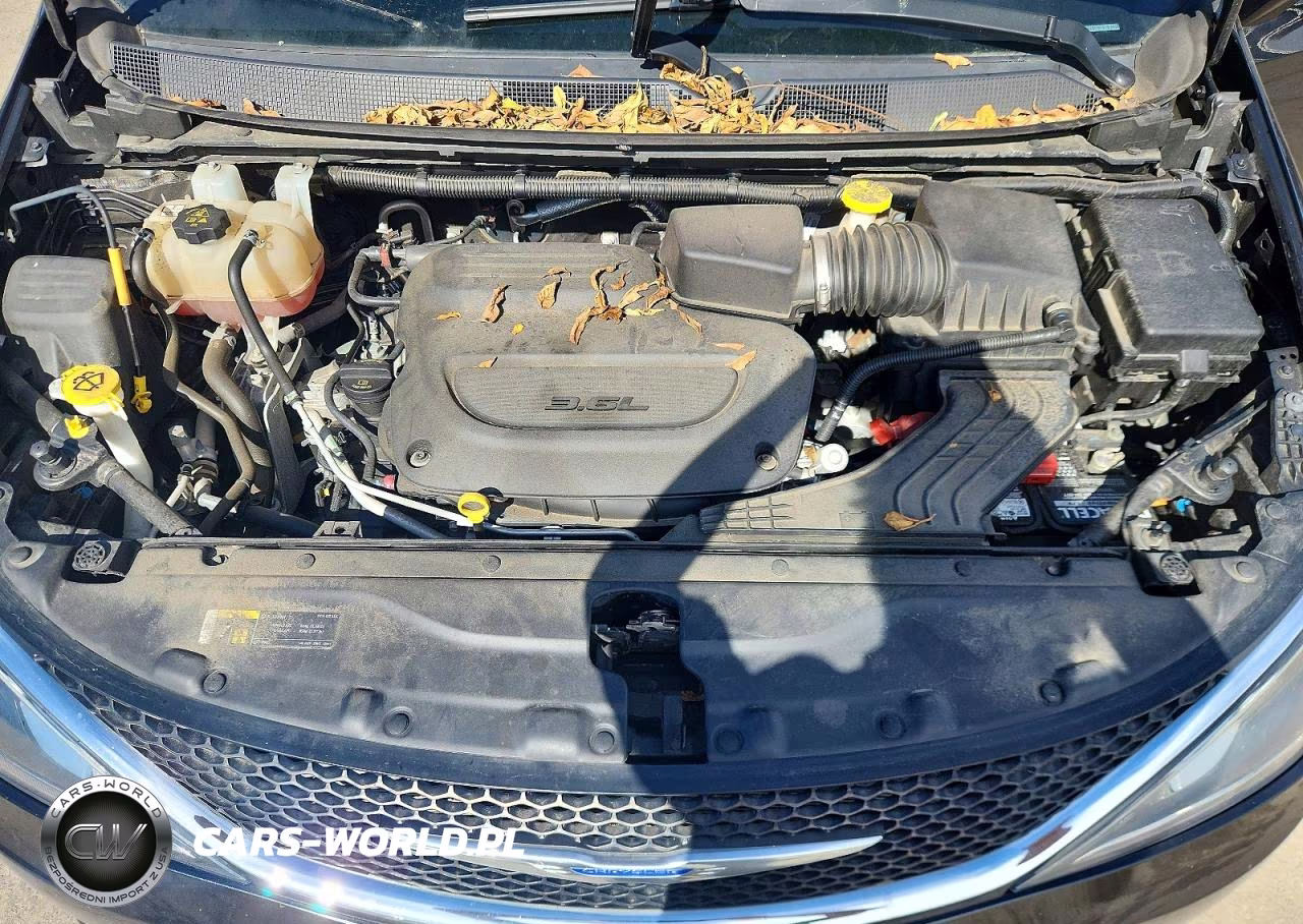2020 Chrysler Pacifica Touring L VIN:2C4RC1BG6LR210191 - 12