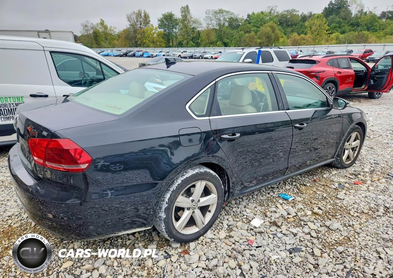 2012 Volkswagen Passat Se VIN:1VWBP7A31CC037628 - 3