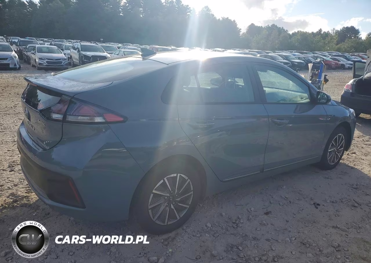 2021 Hyundai Ioniq Se VIN:KMHC75LJ6MU082112 - 3