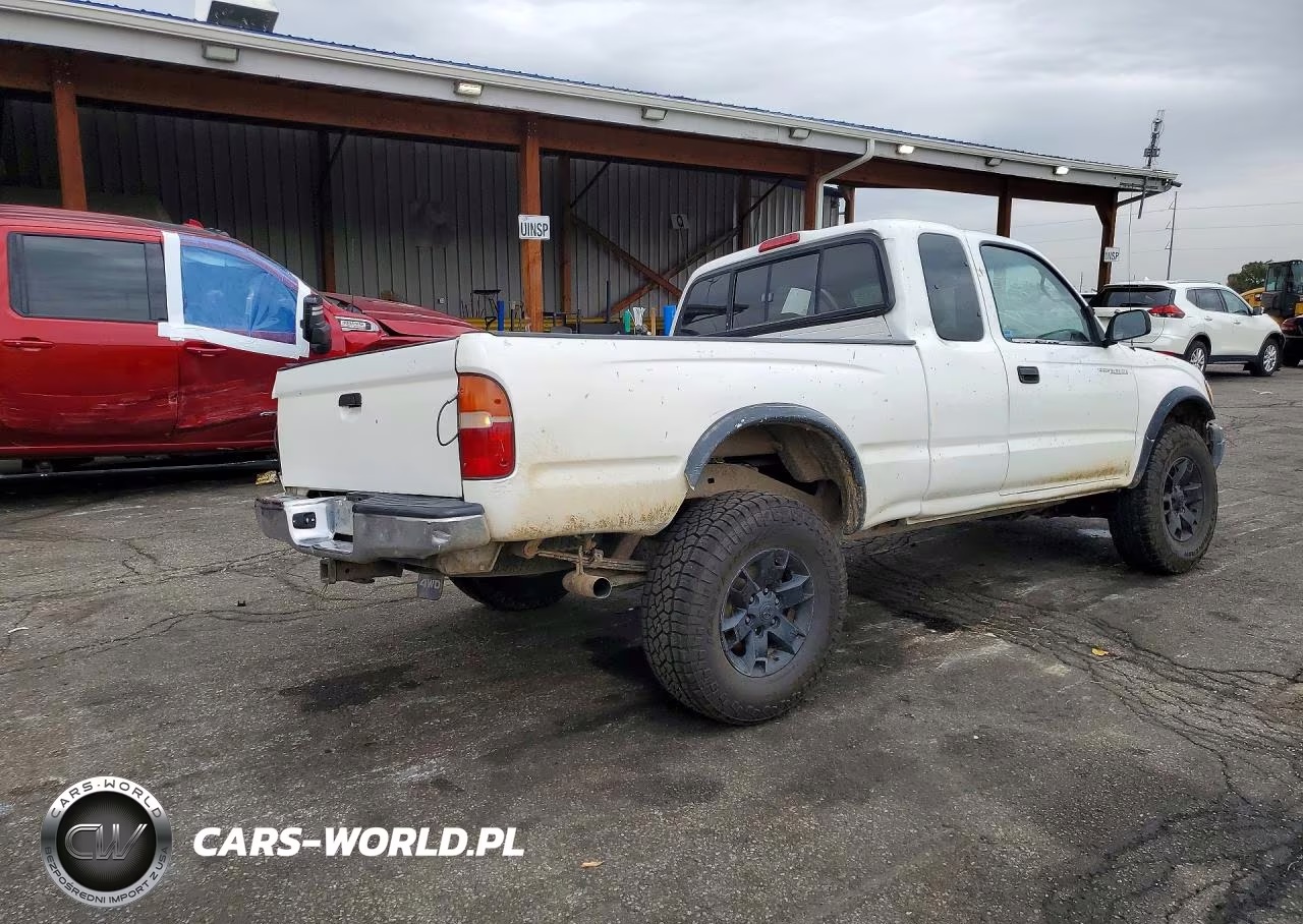 2000 Toyota Tacoma V6 VIN:4TAWN72N2YZ668009 - 3