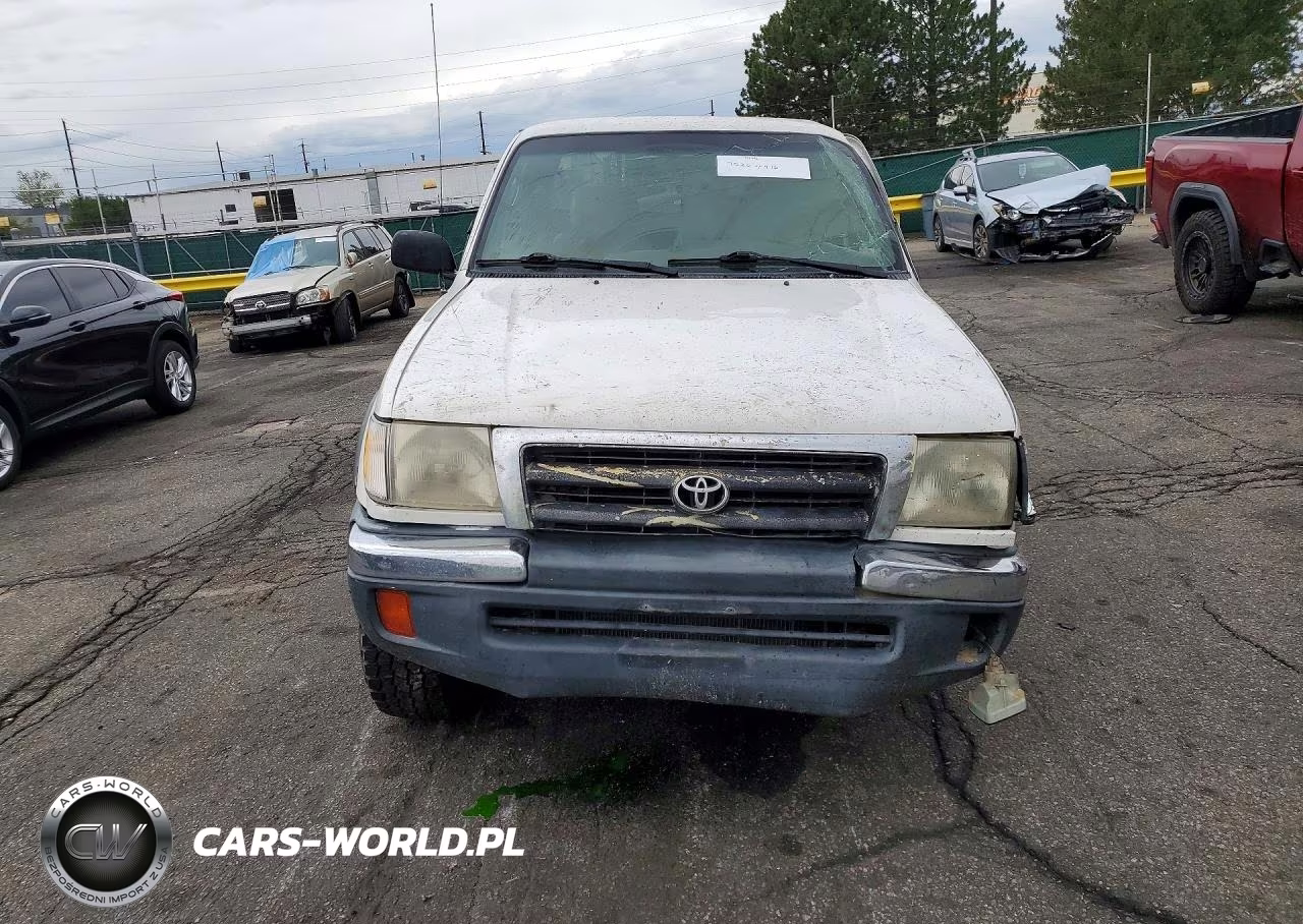 2000 Toyota Tacoma V6 VIN:4TAWN72N2YZ668009 - 5