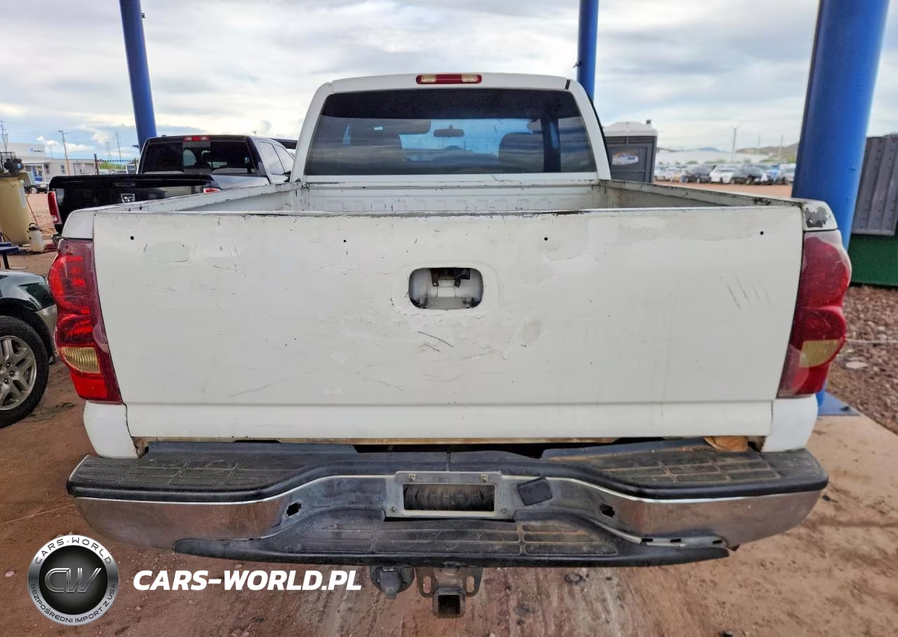 2003 Chevrolet Silverado C2500 Heavy Duty VIN:1GCHC29U53E261191 - 6