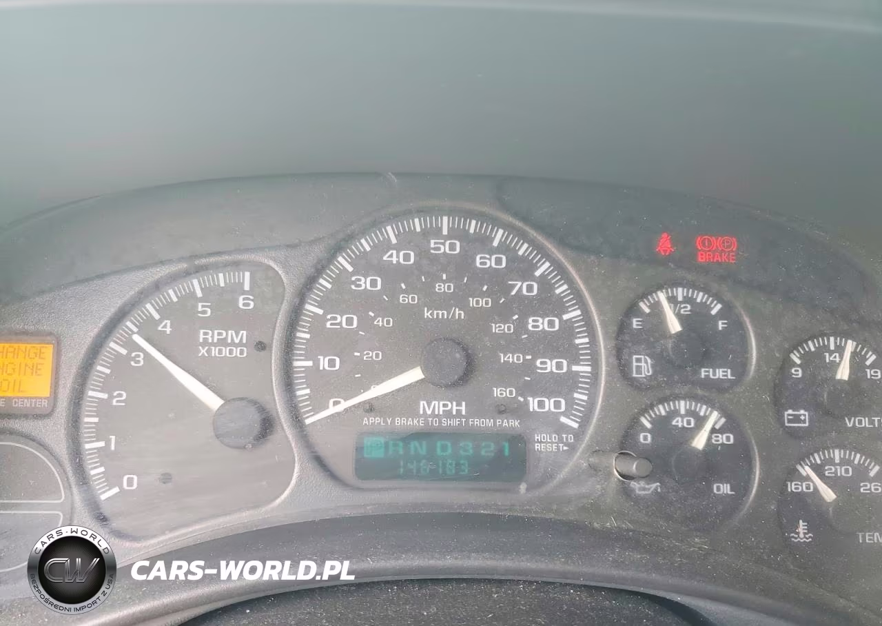 2002 Chevrolet Silverado C1500 VIN:2GCEC19V421144899 - 9