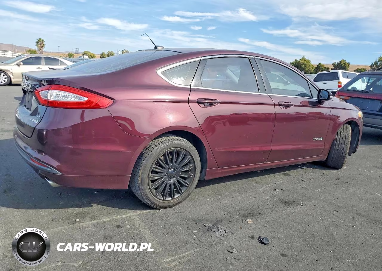 2013 Ford Fusion Se Hybrid VIN:3FA6P0LUXDR257408 - 3