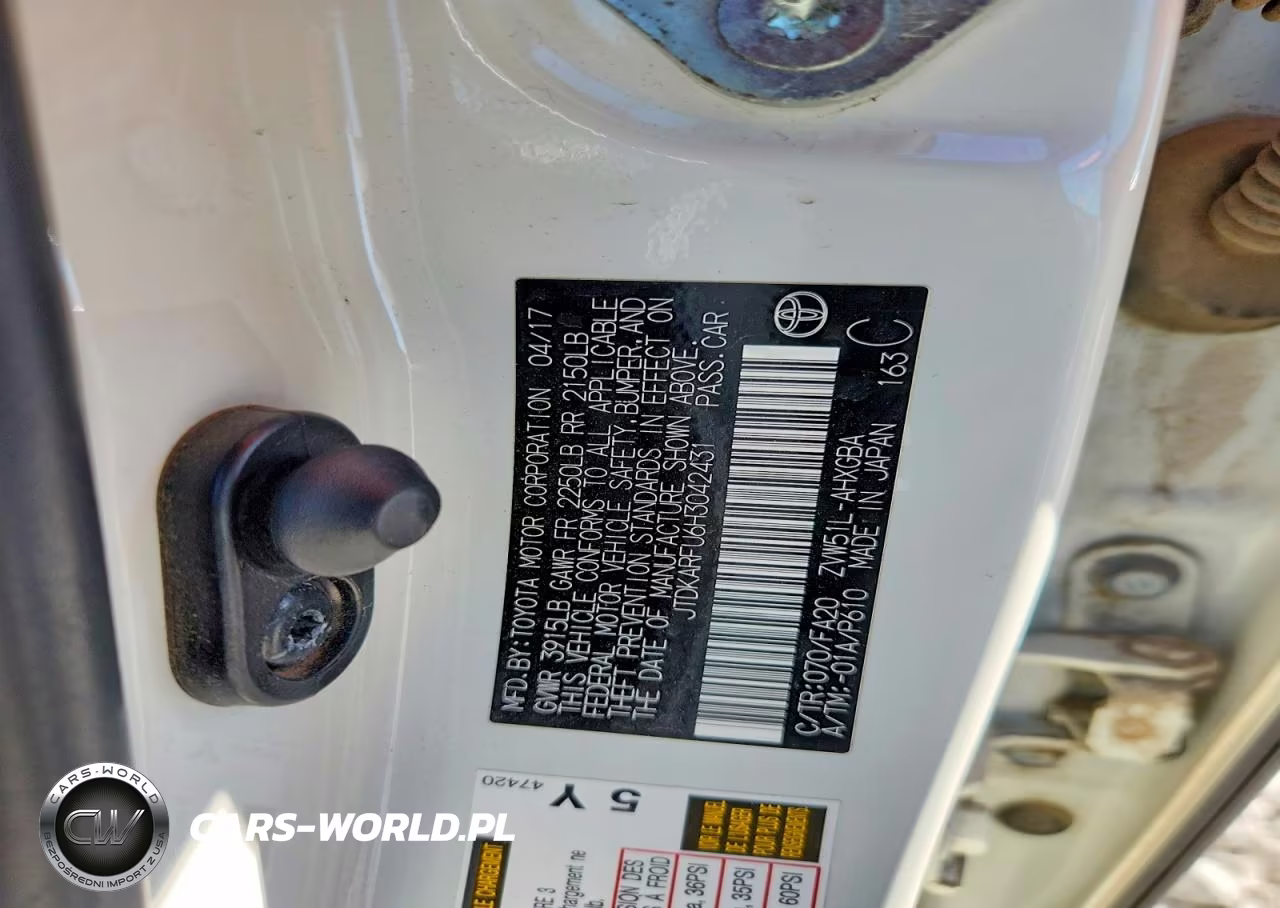 2017 Toyota Prius Three VIN:JTDKARFU6H3042431 - 12