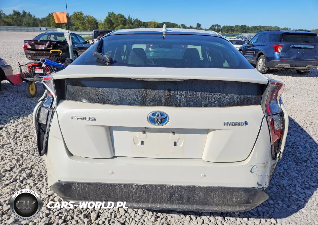 2017 Toyota Prius Three VIN:JTDKARFU6H3042431 - 6