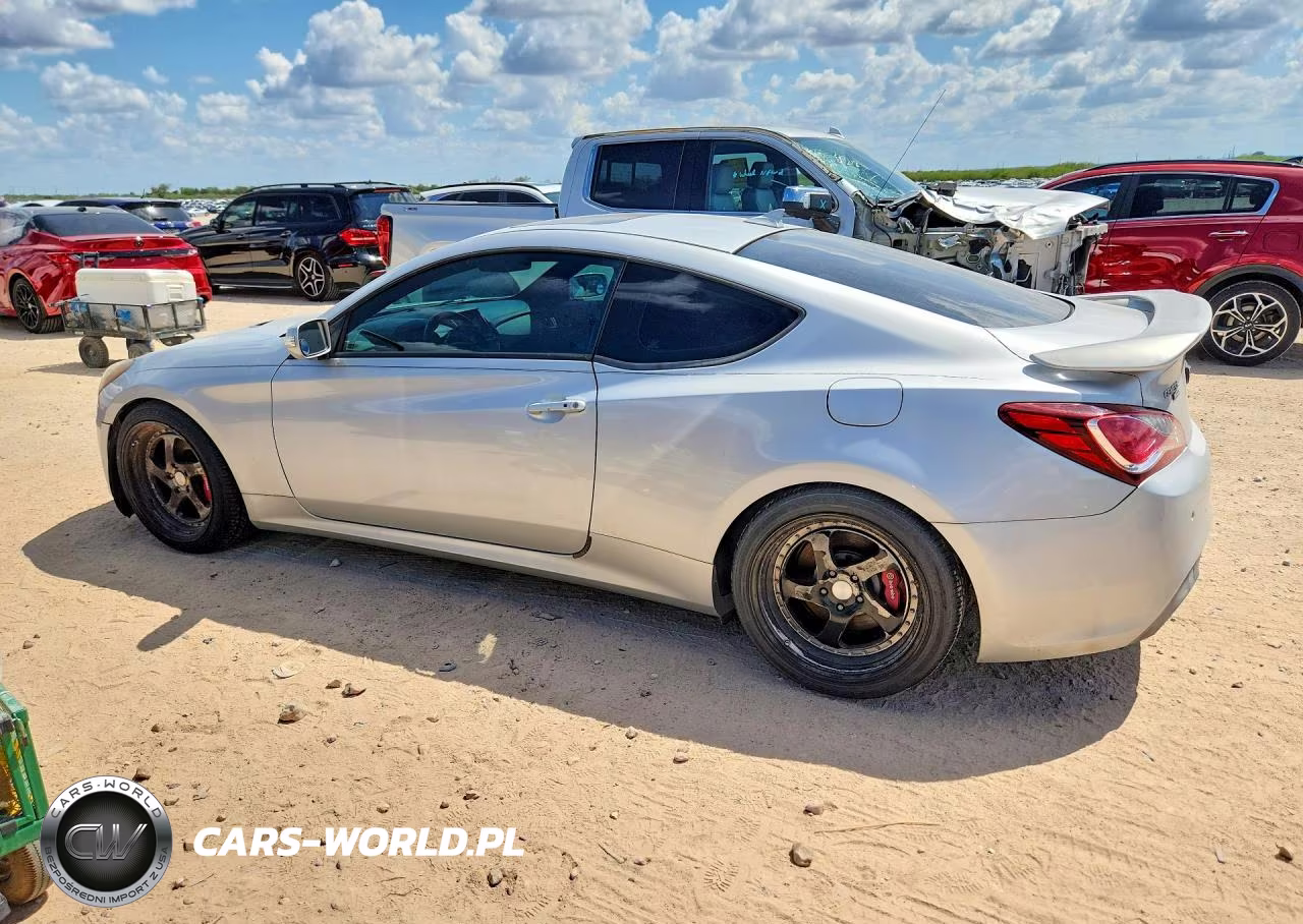 2016 Hyundai Genesis 3.8 Ultimate VIN:KMHHU6KJ2GU135107 - 2