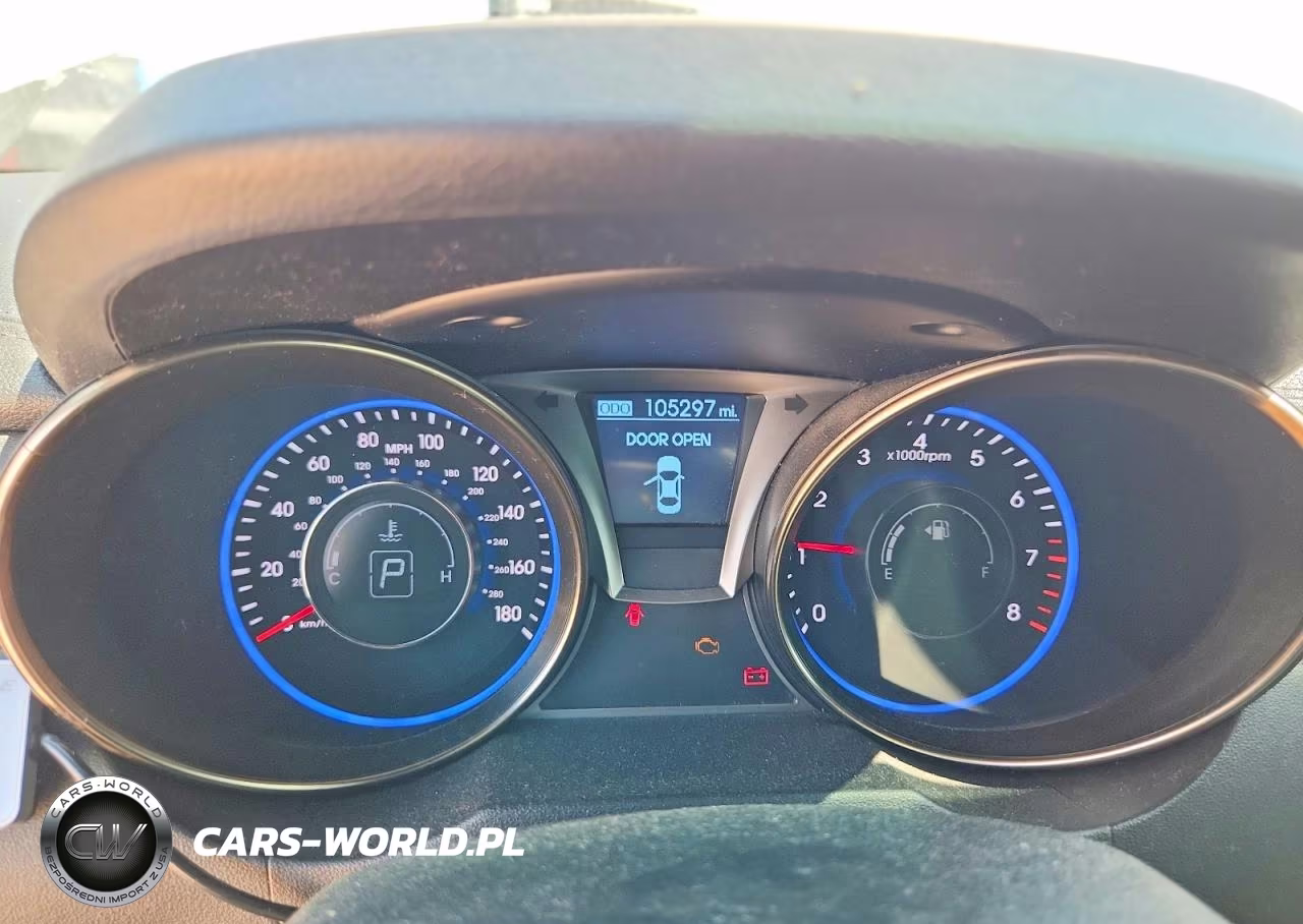 2016 Hyundai Genesis 3.8 Ultimate VIN:KMHHU6KJ2GU135107 - 9