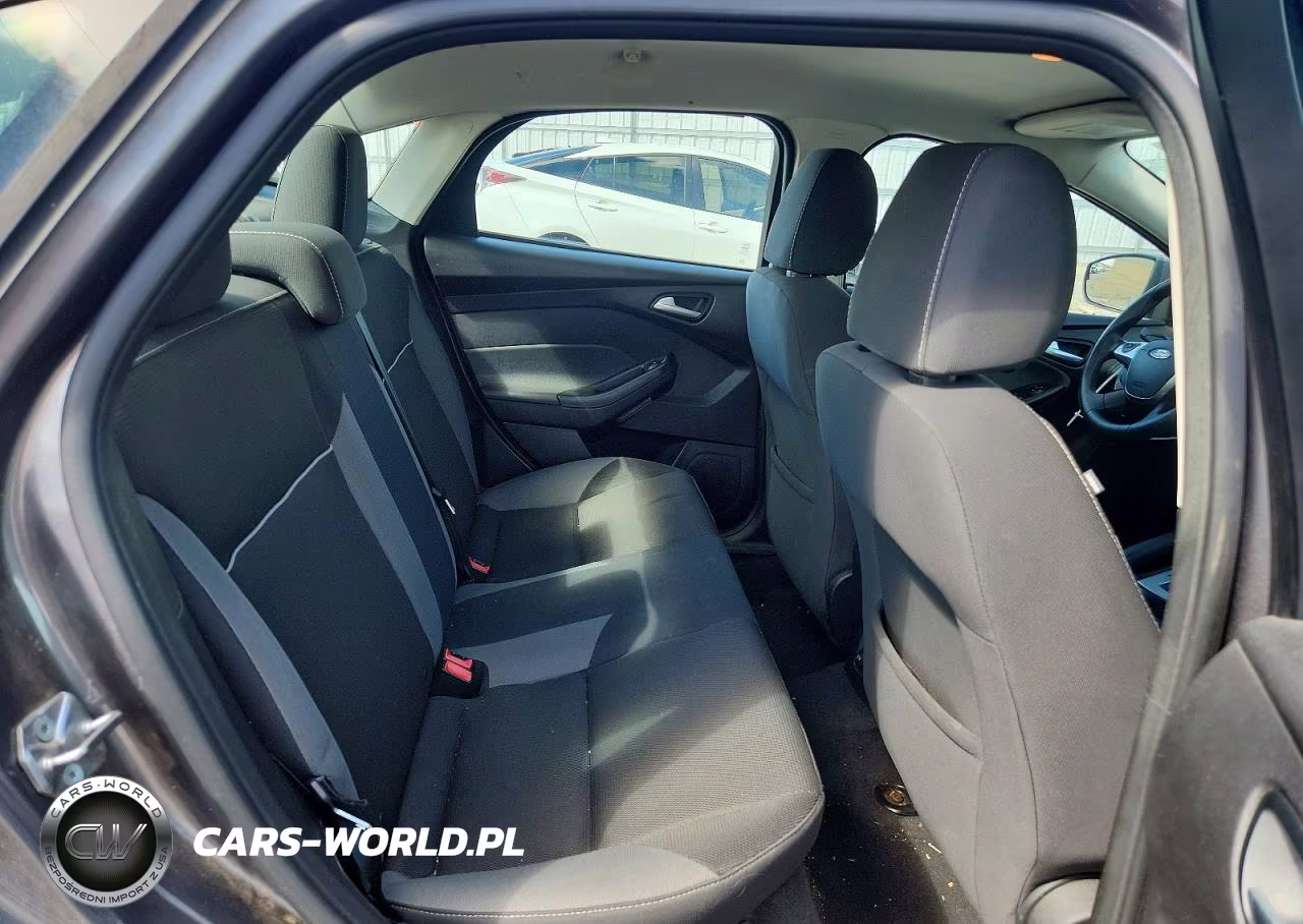 2014 Ford Focus Se VIN:1FADP3F29EL281508 - 10