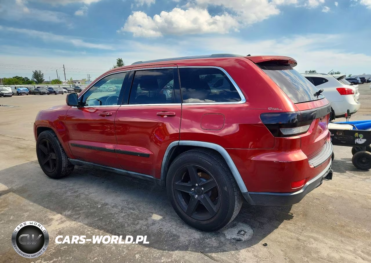 2011 Jeep Grand Cherokee Laredo VIN:1J4RR4GG3BC601163 - 2