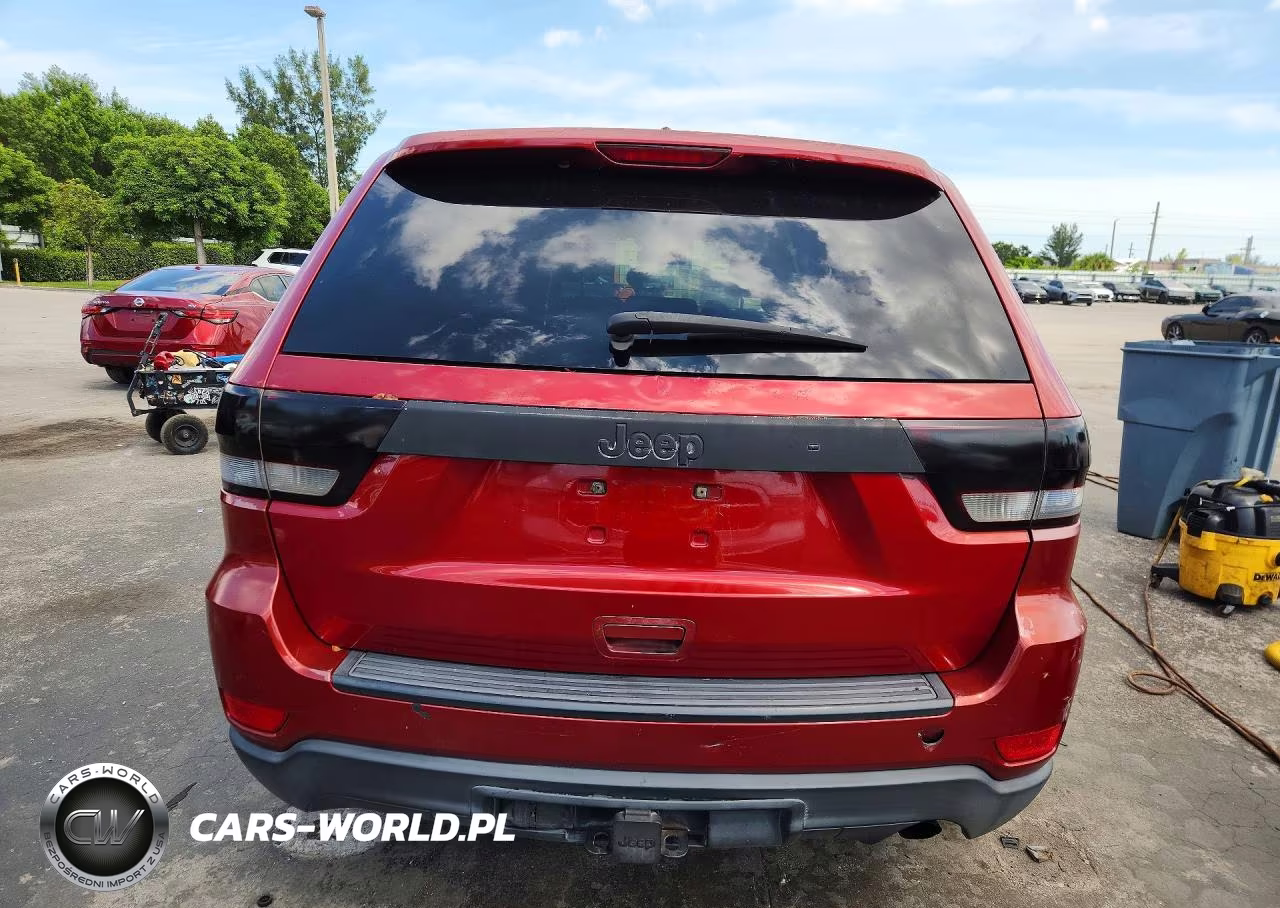 2011 Jeep Grand Cherokee Laredo VIN:1J4RR4GG3BC601163 - 6