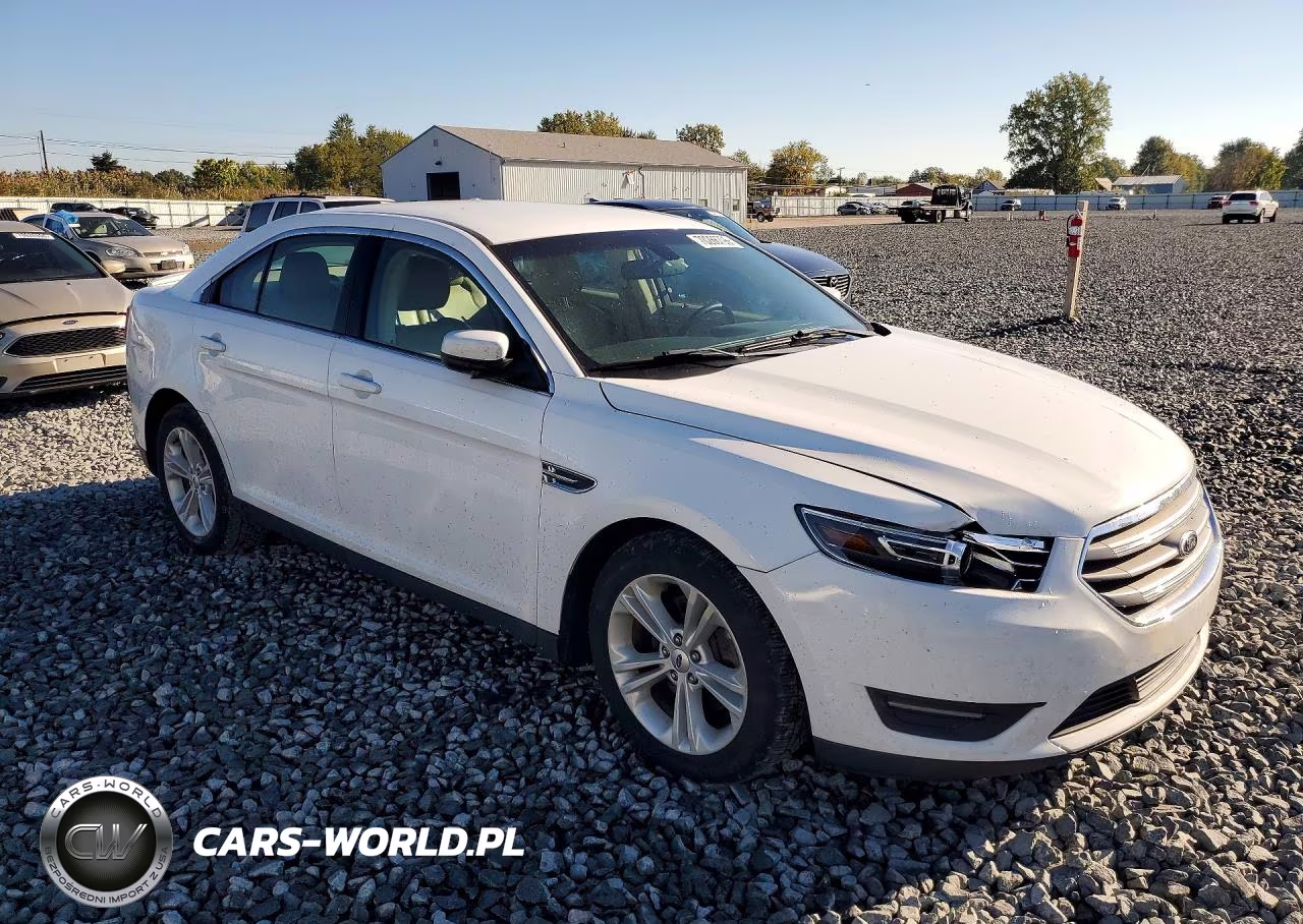 2015 Ford Taurus Sel VIN:1FAHP2E8XFG196043 - 4