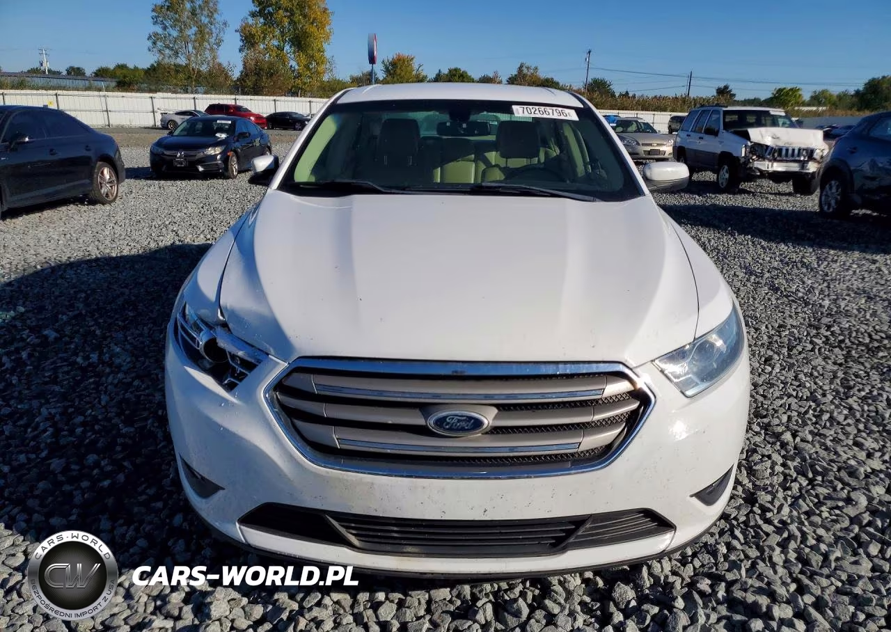 2015 Ford Taurus Sel VIN:1FAHP2E8XFG196043 - 5