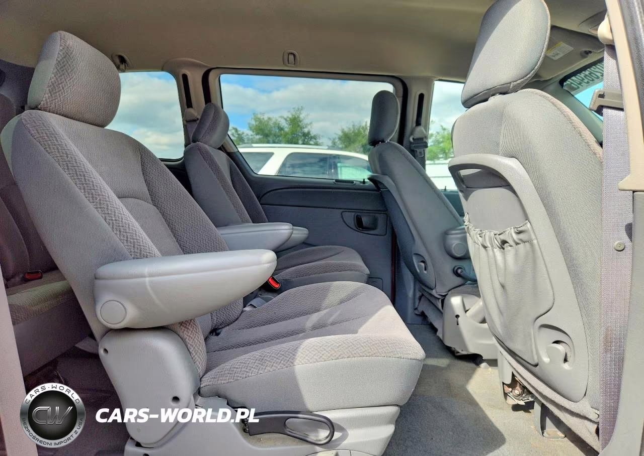 2006 Chrysler Town & Country VIN:1A4GP45R36B733501 - 11