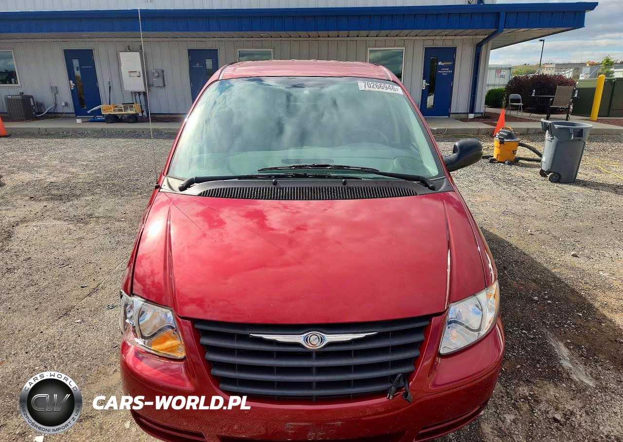 2006 Chrysler Town & Country VIN:1A4GP45R36B733501 - 5