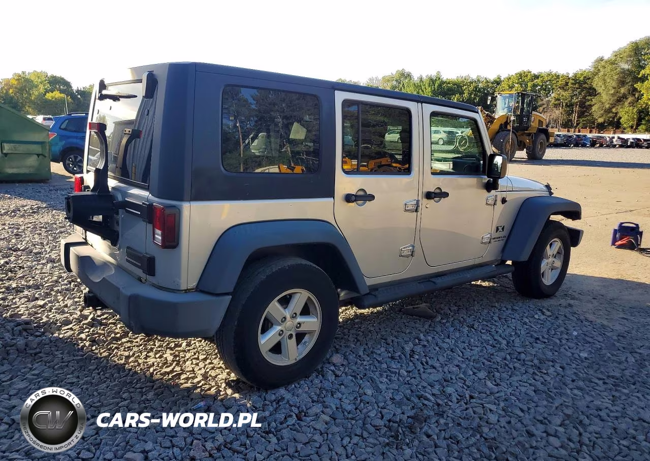 2007 Jeep Wrangler X VIN:1J4GB39147L208312 - 3