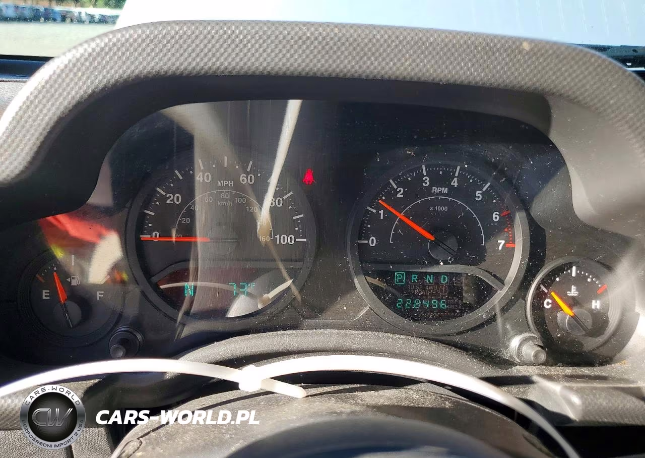 2007 Jeep Wrangler X VIN:1J4GB39147L208312 - 9