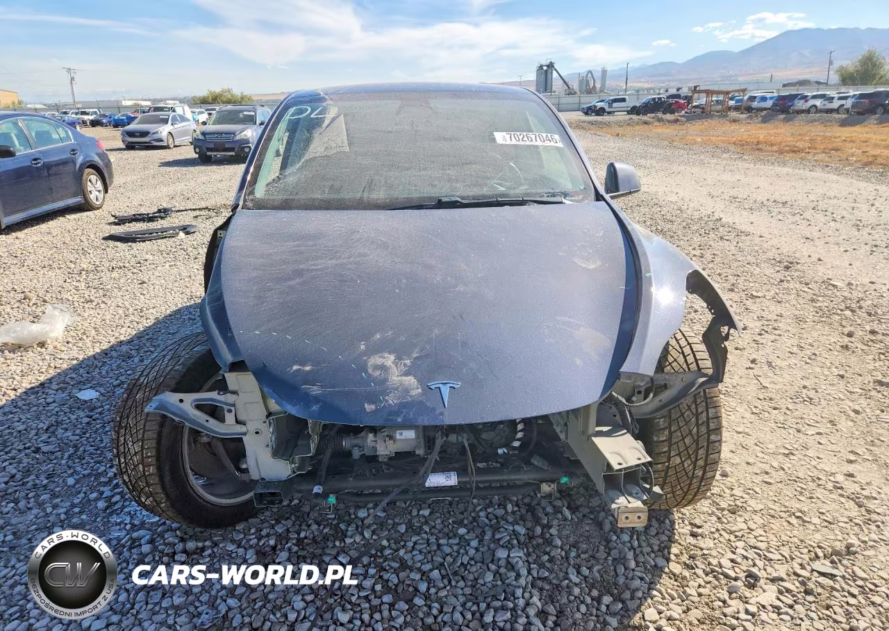 2021 Tesla Model Y VIN:5YJYGDEEXMF068274 - 5