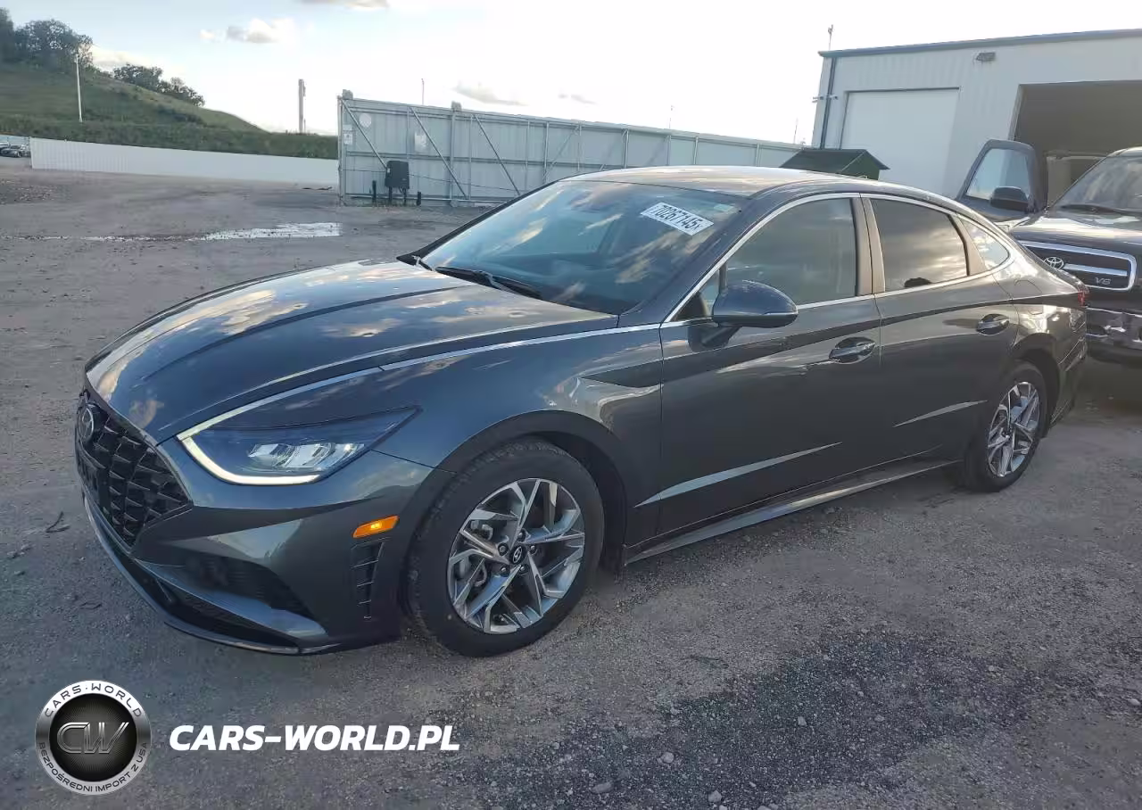 2022 Hyundai Sonata Sel